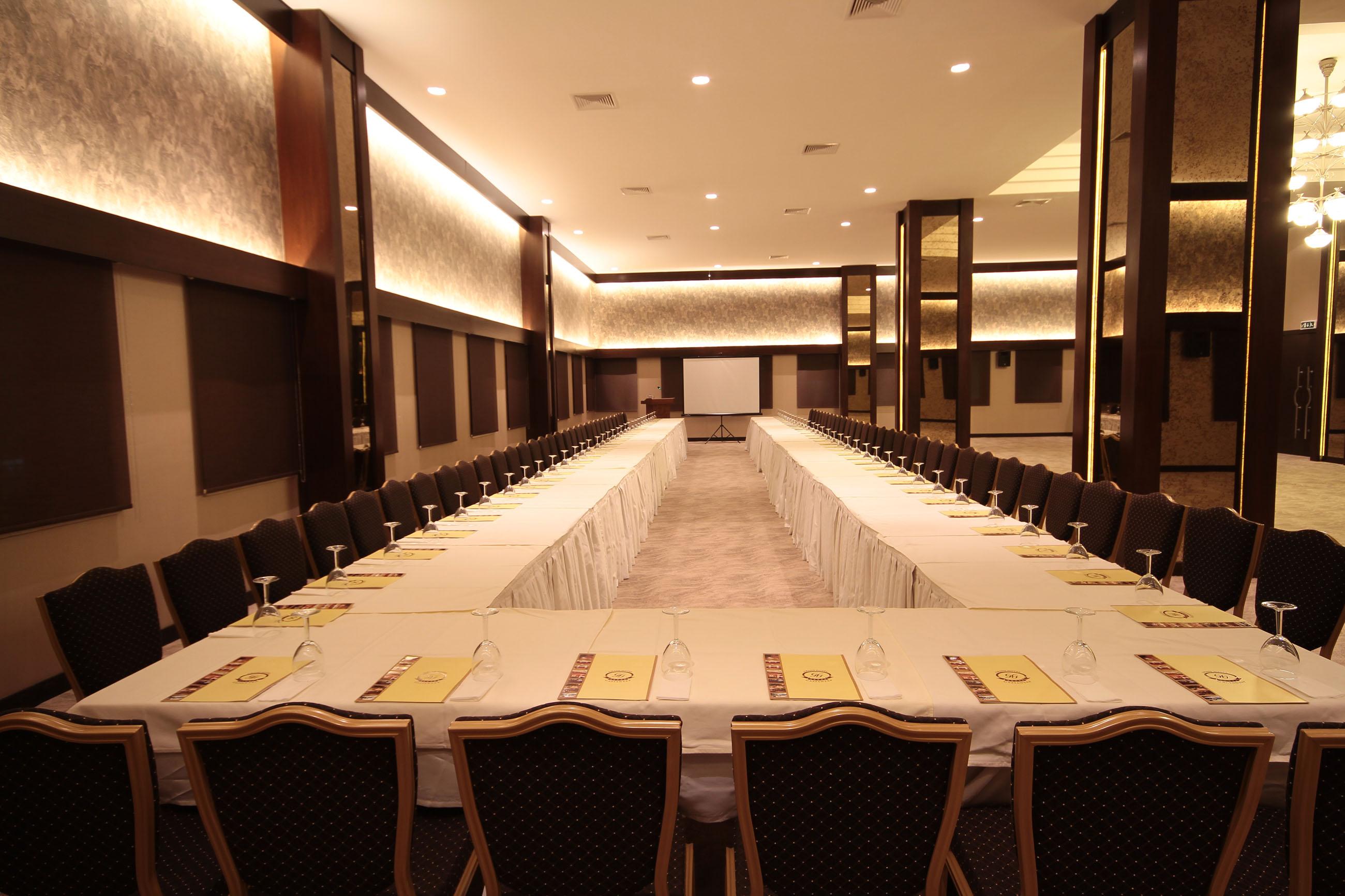 Grand Hotel Gaziantep Esterno foto