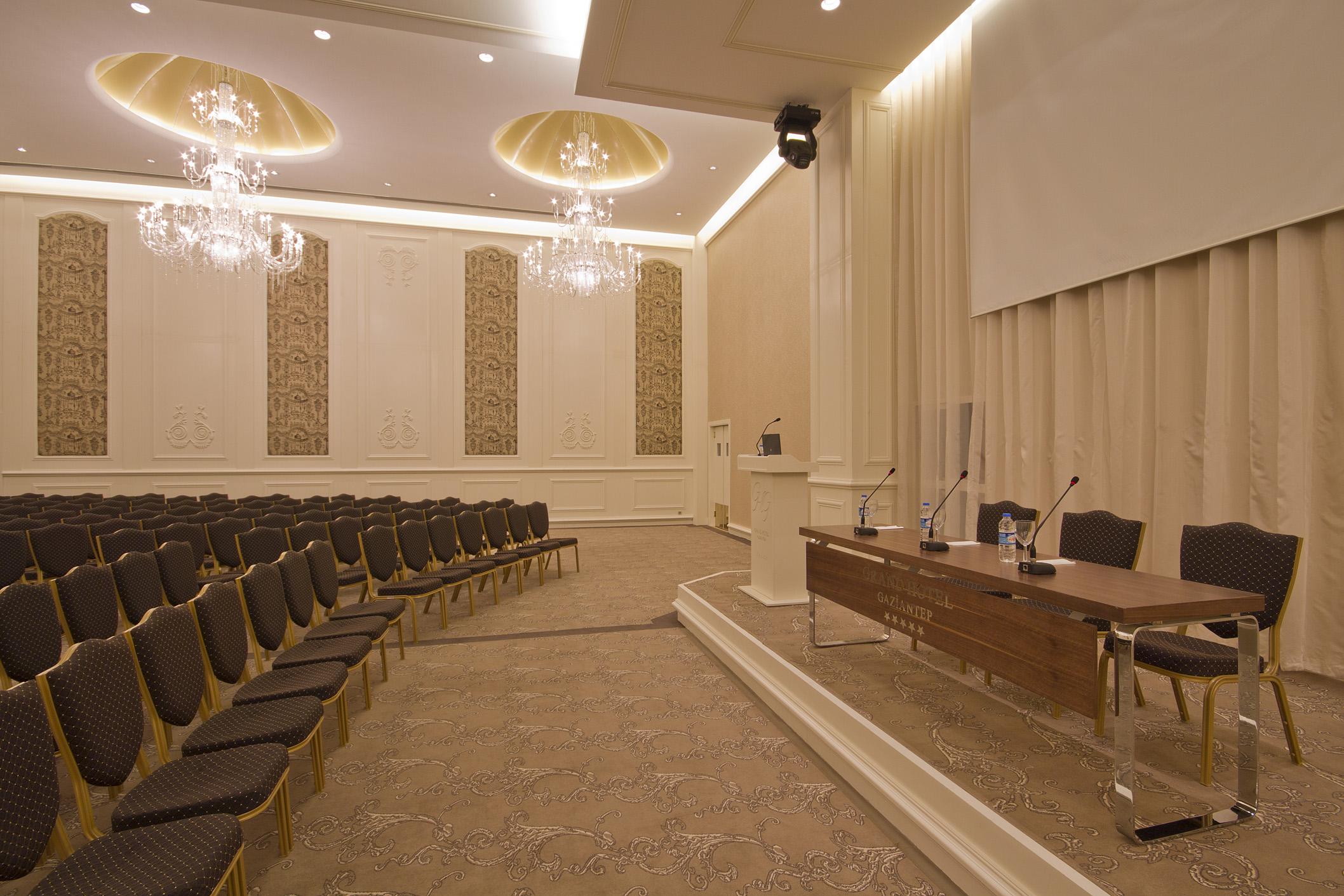 Grand Hotel Gaziantep Esterno foto