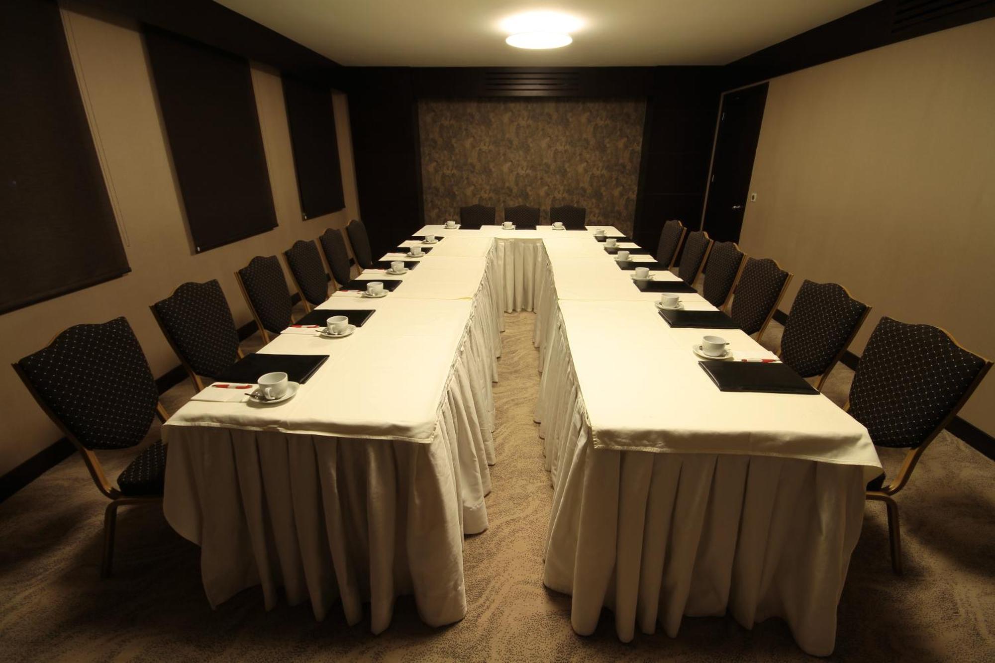 Grand Hotel Gaziantep Esterno foto