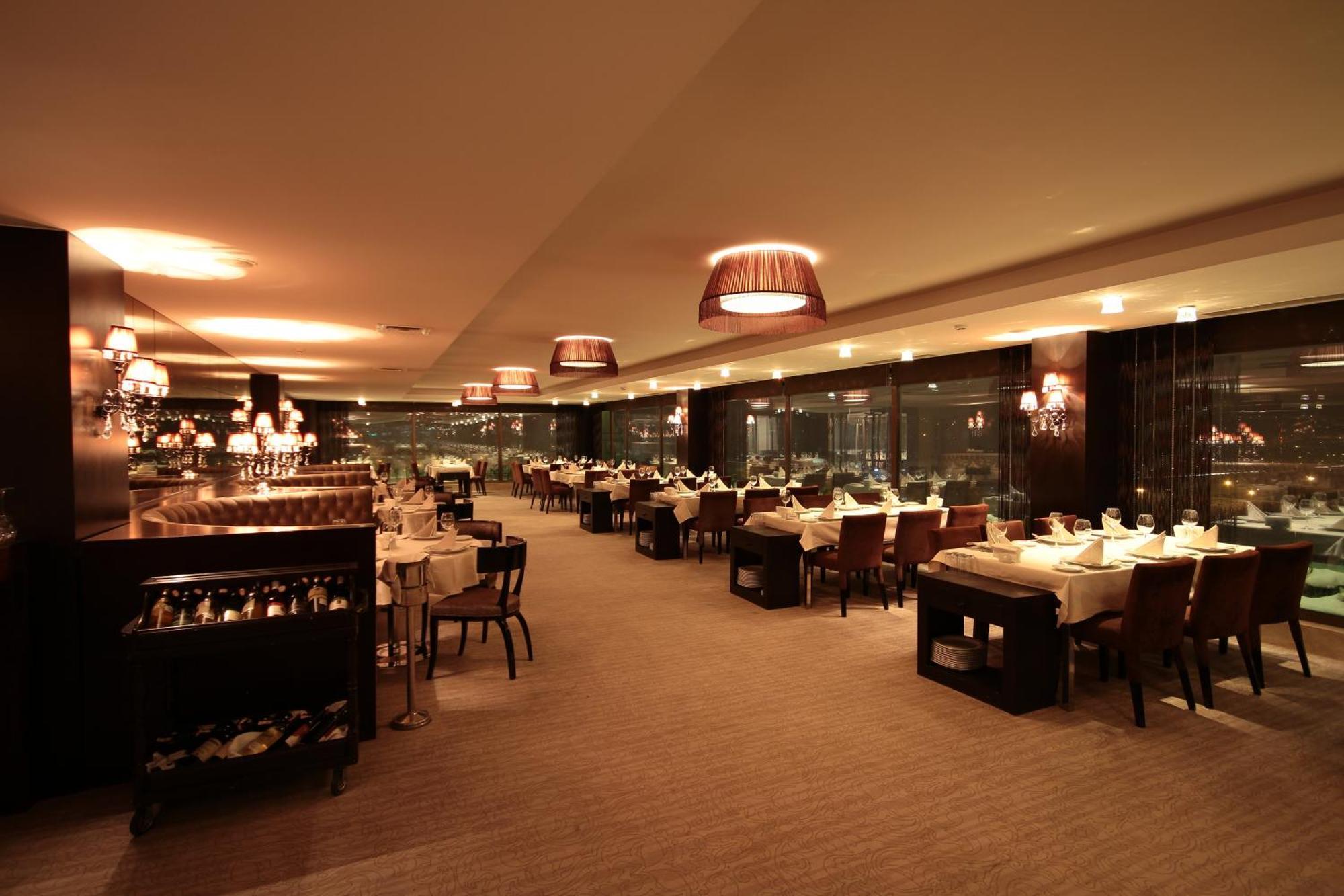Grand Hotel Gaziantep Esterno foto