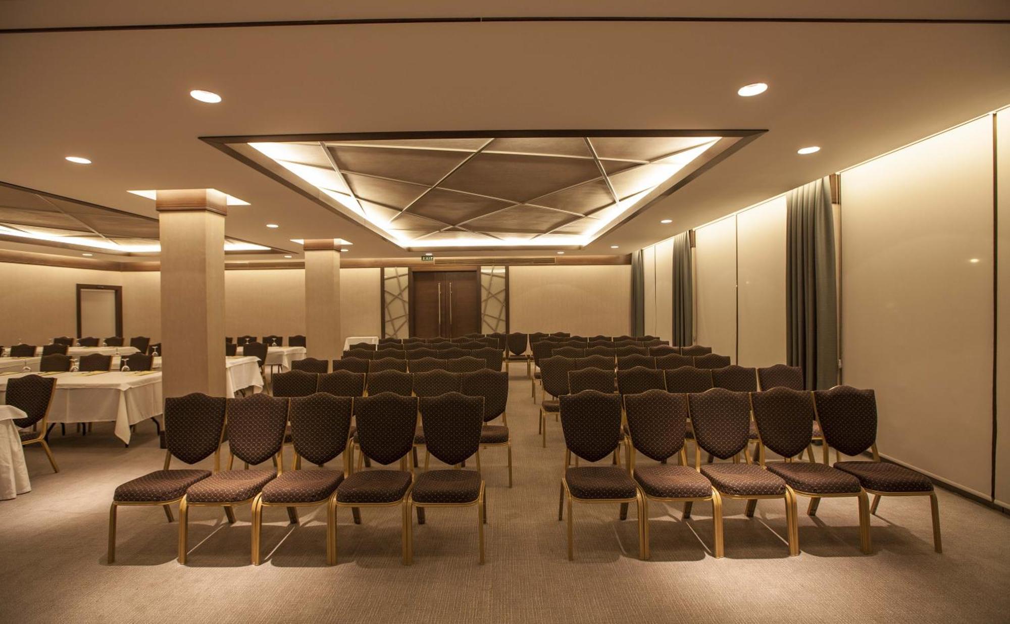 Grand Hotel Gaziantep Esterno foto